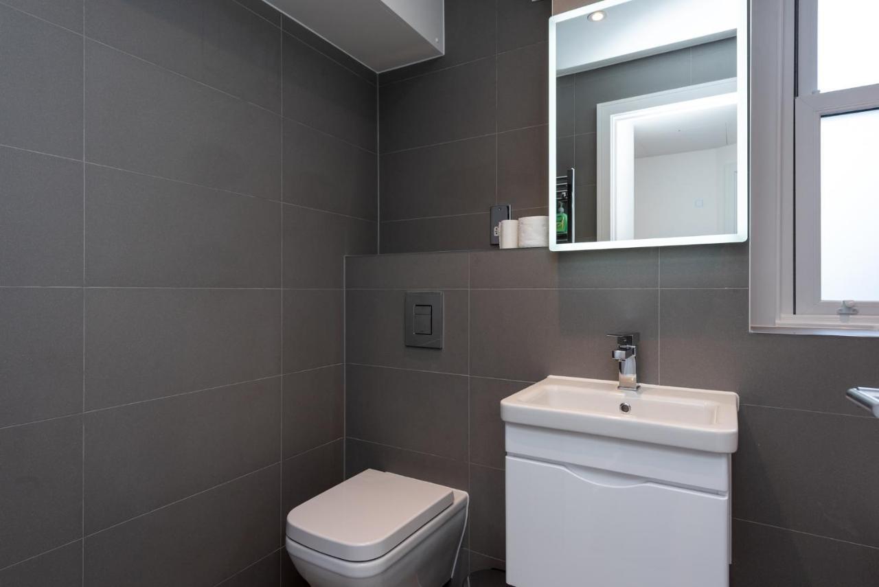 Parkside London Apartment ภายนอก รูปภาพ