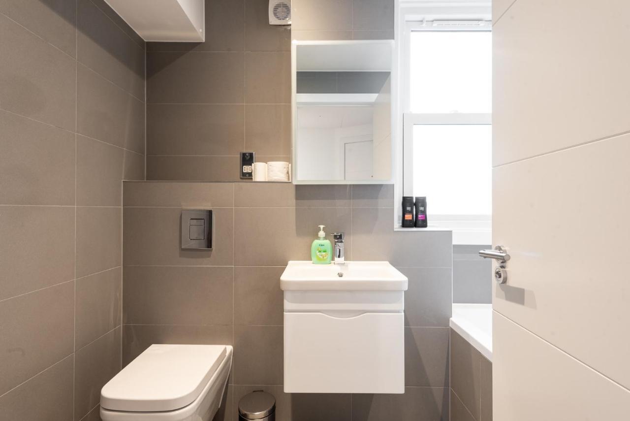 Parkside London Apartment ภายนอก รูปภาพ